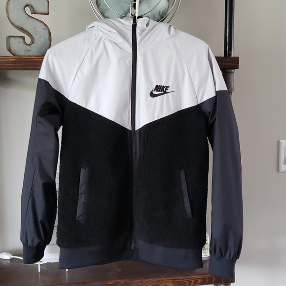 boys nike coat